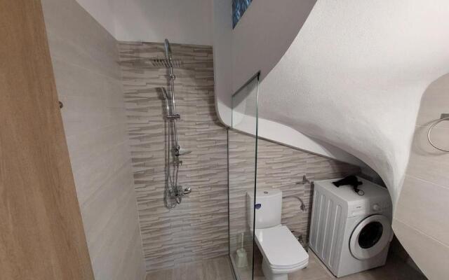 Elia Luxury Apartments Estd 2022