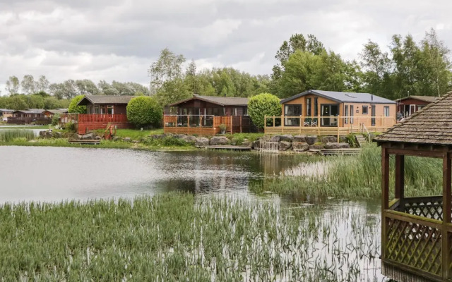 Loluke Lodge on The Lake