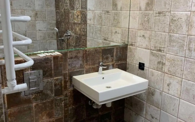 Уютная квартира возле метро 23 Августа