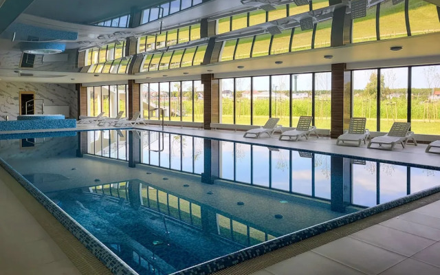 Riverfront Apartment by Renters