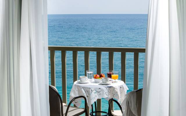 Kenta Beach Hotel