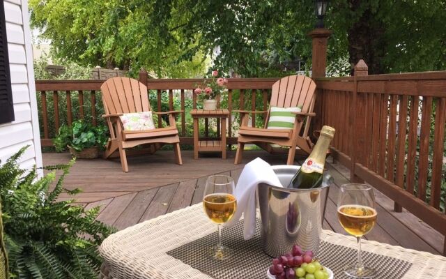 Donna's Premier Lodging