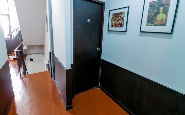 NIDA Rooms Phra Khanong 2163 Place