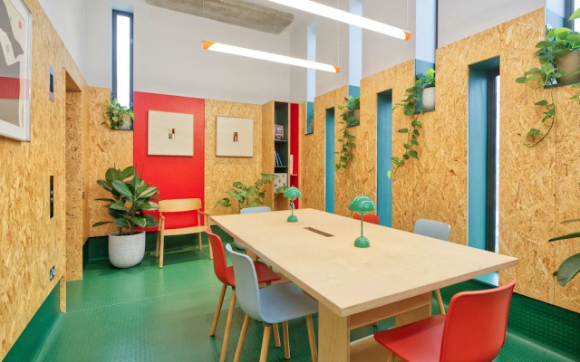 Deluxe Two-bedroom Flat in Bustling East London