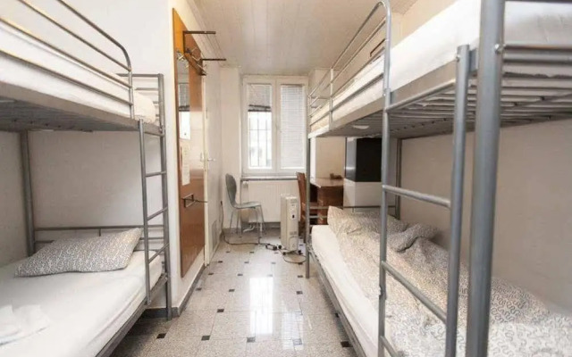 Hostel 24 Center