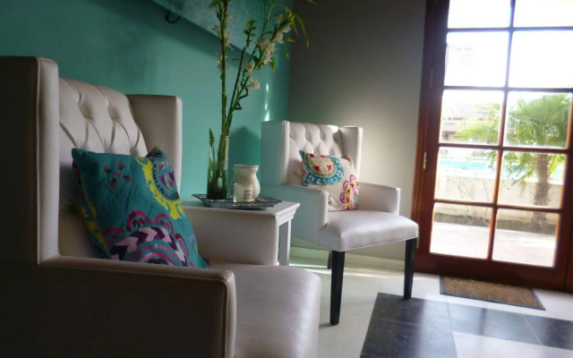 Hotel Garden House
