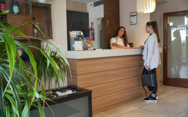 Imola Udvarhaz Hotel
