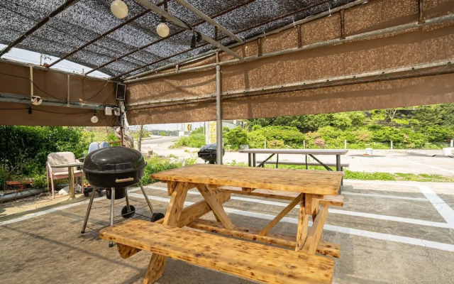 Incheon (Seokmodo) Hotel