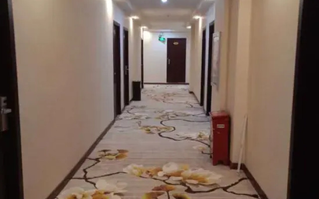 Bole Fuhao Hotel