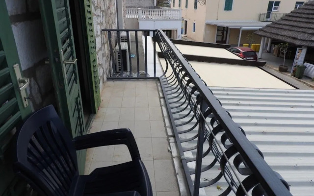 Scenic Apartment in Pakoštane Near Sea And Town Centre