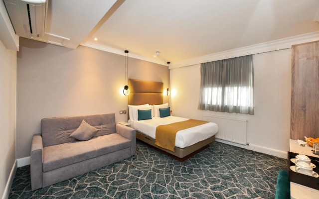 Queens Park Hotel