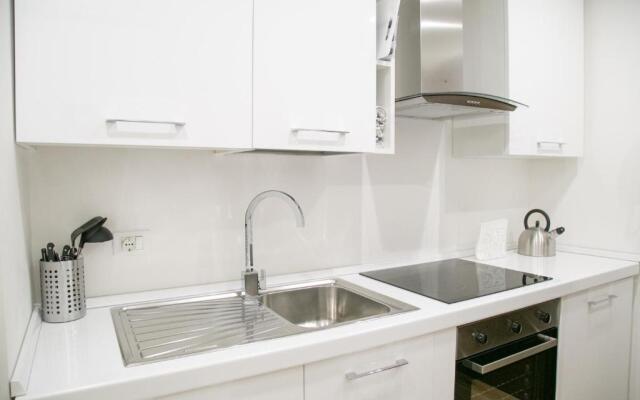 Amazing, New & Fully Furnished Studio in Duomo