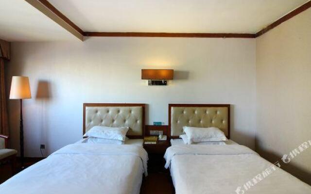 Xinqing Business Hotel