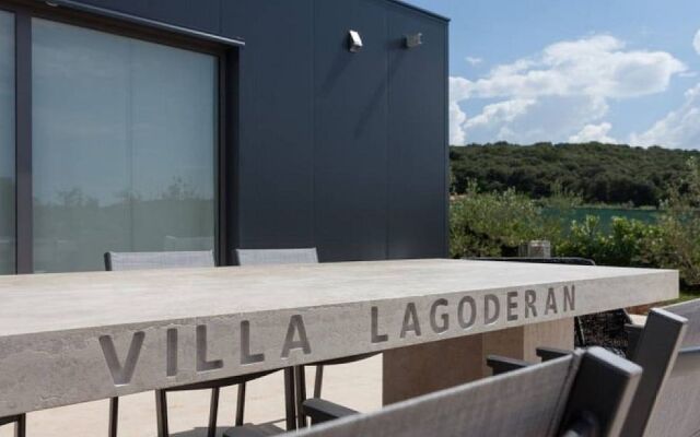 Villa Lagoderan