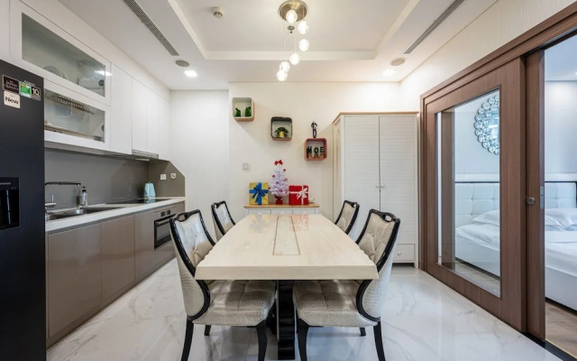 2 Bed Landmark 81
