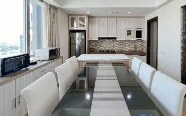 Luxury 3BR Kemang Village w/ Netflix, WiFi, Pool