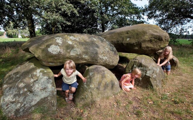 Alluring Chalet With Combi-microwave, Next to a Nature Reserve