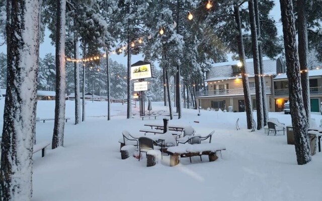 The Nook Pinetop