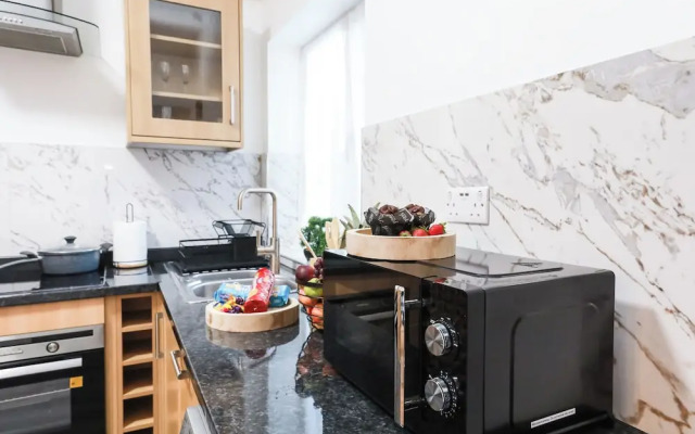 Victoria Road Apartment in Stoke