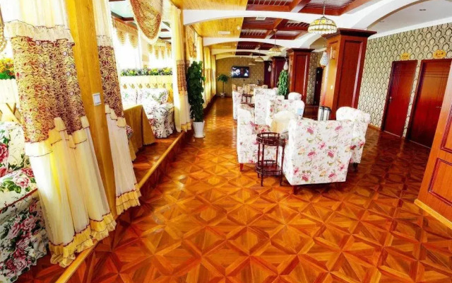 Century Sunshine Hotel