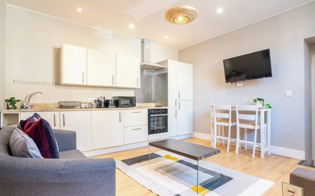 Cozy Urban Retreat in Sheffield