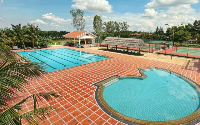 Lakeview Villas And Vietnam Golf Club - Ho Chi Minh City