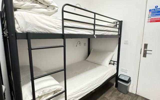 Rahman Hostel - Manchester