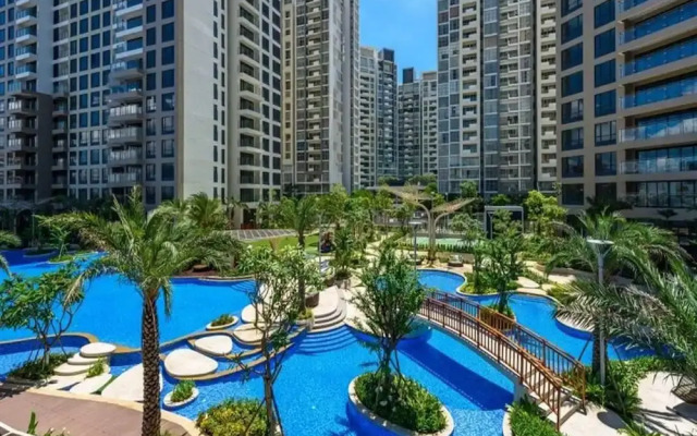 Odela Estella Riverside Luxury Vacation