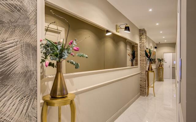 Charme Spagna Boutique Hotel