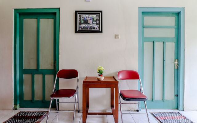 Bahagia Sederhana Home Stay - Hostel