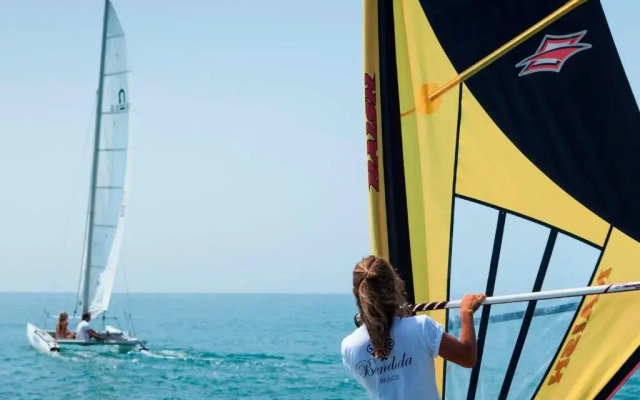 Thracian Cliffs Owners Apartments