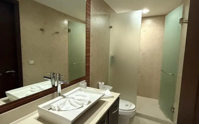 New Casa Paradise Ocean View 2 Bedroom Apts