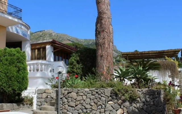 Hotel Residence Villa Marinù