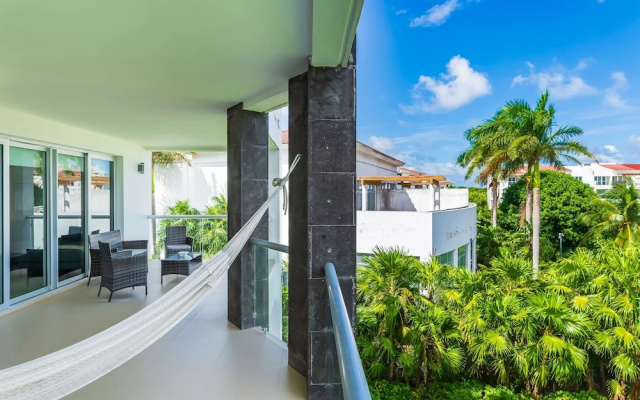 Mareazul Casa Quetzal 3 Bedroom Apts by RedAwning