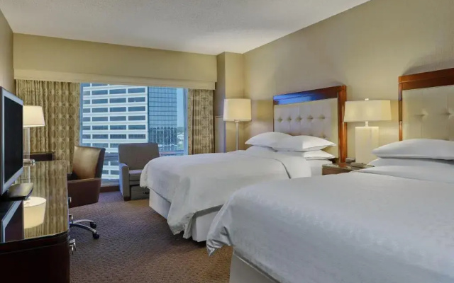Sheraton Indianapolis Hotel at Keystone Crossing
