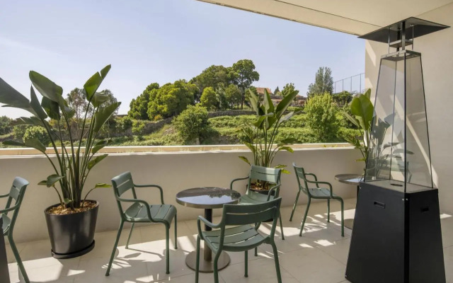 Renaissance Porto Lapa Hotel