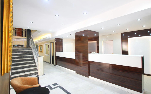 Myra Hotel