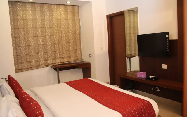 Asian Suites A-584