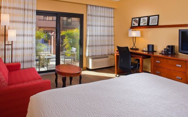 Courtyard Orlando Airport