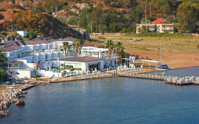 Poseidon Boutique Hotel  & Yacht Club