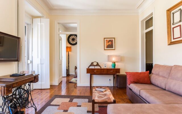 Fernando Pessoa Apartment Rentexperience