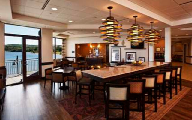 Hampton Inn Marquette/Waterfront