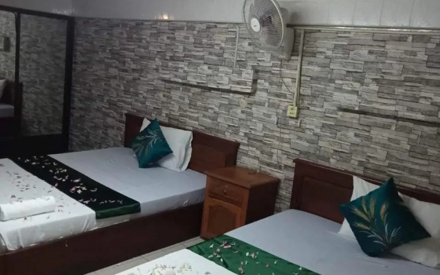 White River 1 Hostel