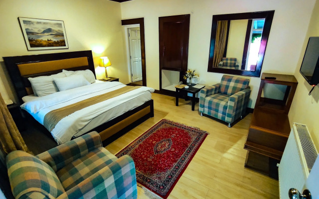 Lockwood Hotel Murree