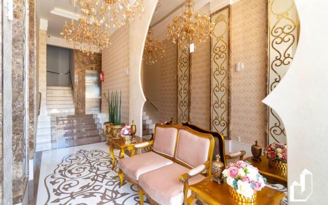 Apartamento com vista para o mar com 02 suítes