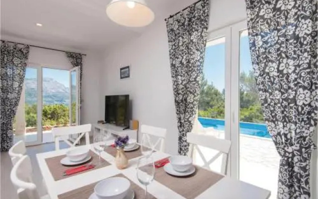 Holiday Home In Zrnovo