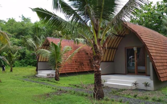 Apit Lawang Villas