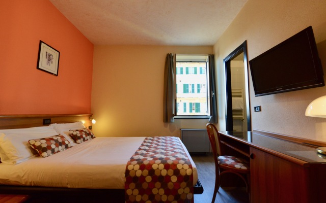 Comfort Hotel Europa Genova City Centre