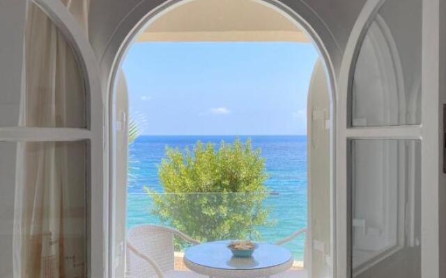Beautiful House in Front of the Sea