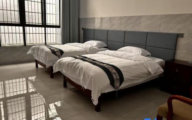 Fengshan Guiyou Sunshine Inn